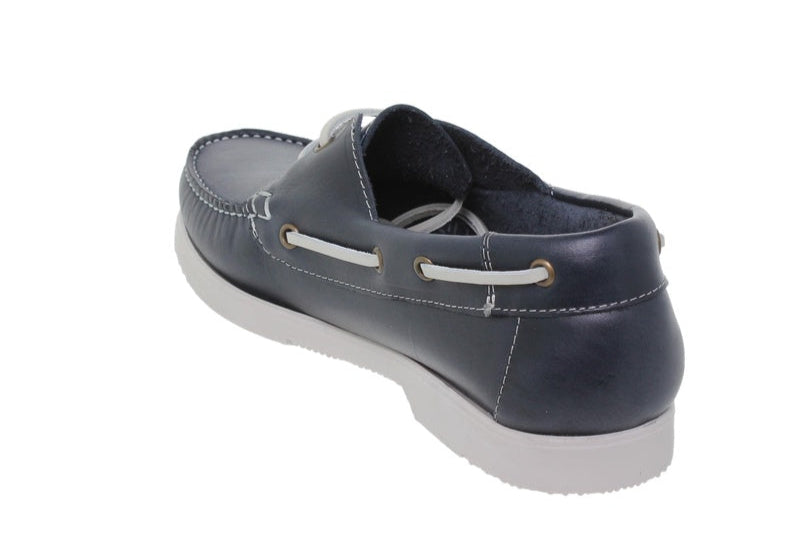Nautische Schuhe – Maritimer Stil